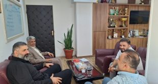 حضور سرمربی تاریخساز بوکس در فدراسیون شمشیربازی